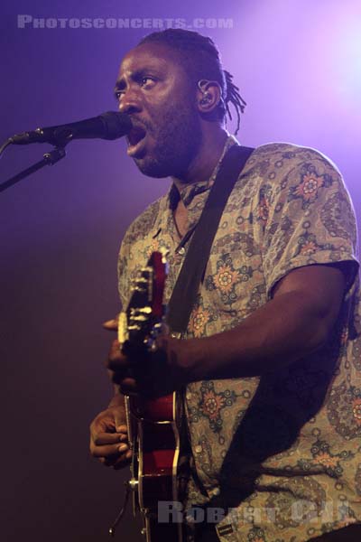 BLOC PARTY - 2016-03-03 - PARIS - Le Trianon - Rowland Kelechukwu Okereke